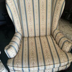 Vintage Ethan Allen Clawfoot wingback Chair