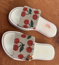 Girls Juicy Couture Sandals Sz 11