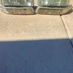 2001 Chevy Tahoe Headlights