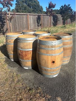 Wine barrel