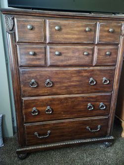 Dresser drawers. Wood, heavy and deep drawers. In really good condition. We just don't need them.