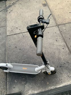 Electric scooter