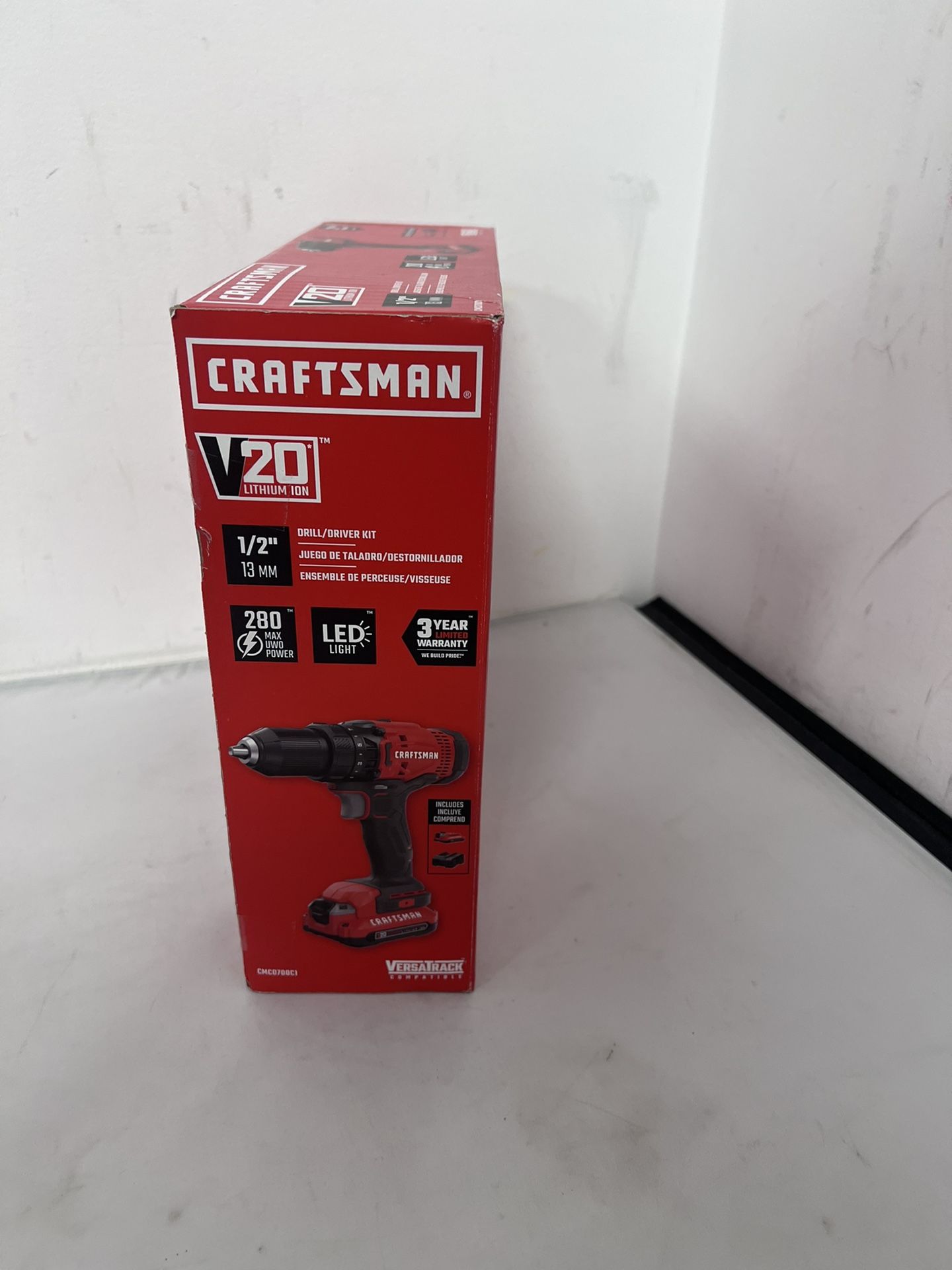 Craftsman V20 Lithium Ion Drill Driver Kit 1 2 13mm CMCD700C1 for