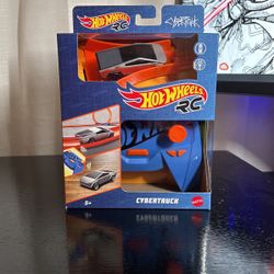 Hot wheels RC Cybertruck