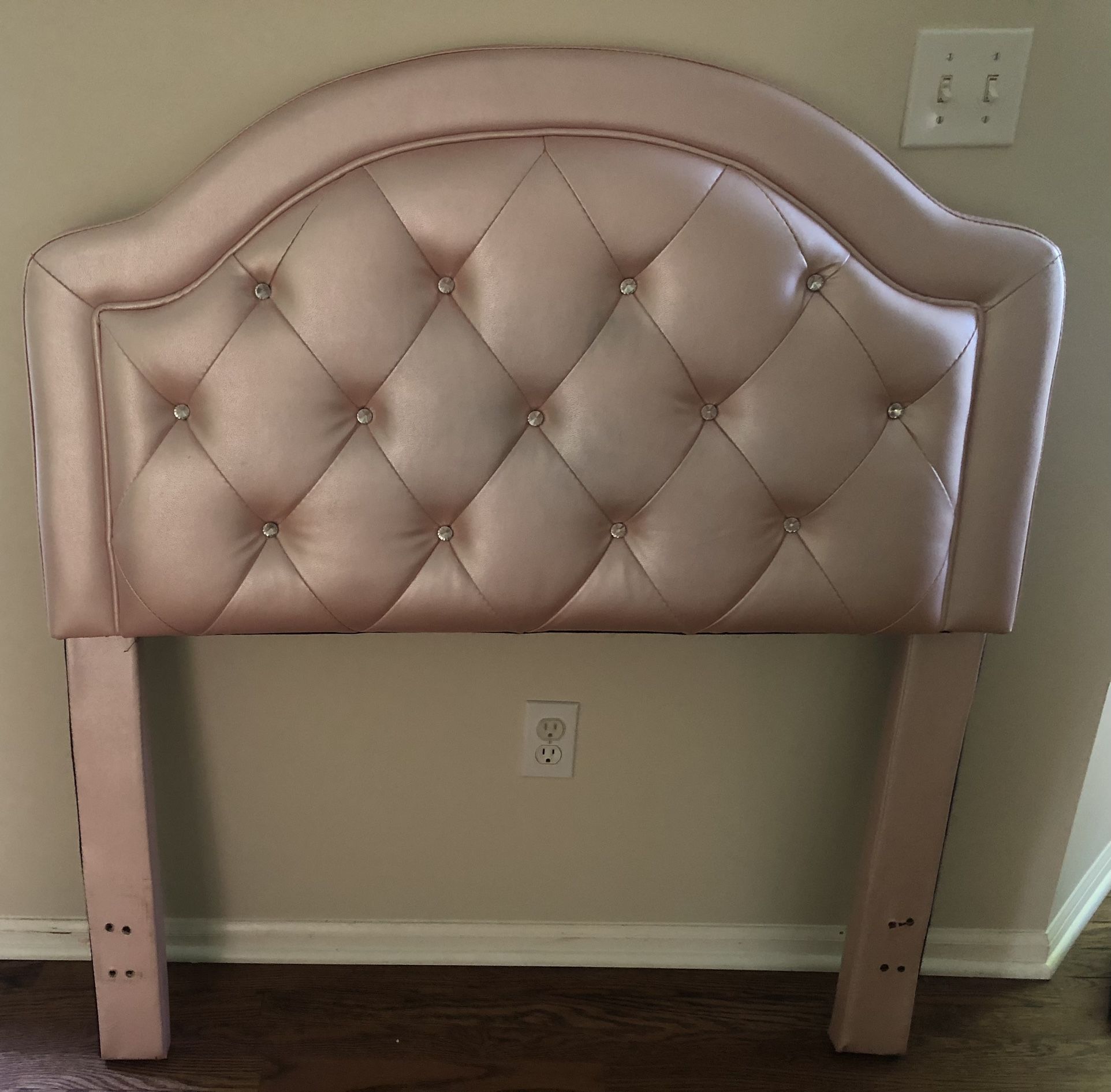 Twin Headboard 