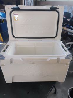 Cascade mountain tech 450L cooler