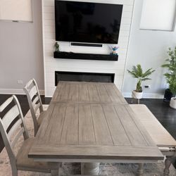 Vineyard kitchen table