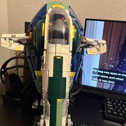 (NOT FREE)Star Wars Legos (DM ME OFFERS)