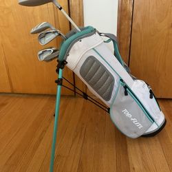 Complete kids (3’6”-4’0”) RH golf set