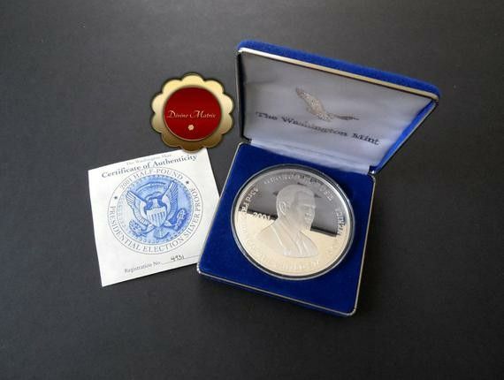 George Bush, Al Gore 2001 8 Troy Ounce Silver Coin, 999 Silver Proof Coin With COA, Washington Mint, Presidential Elections