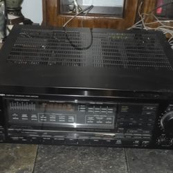 Onkyo Integra Tuner amplifier TXSS 