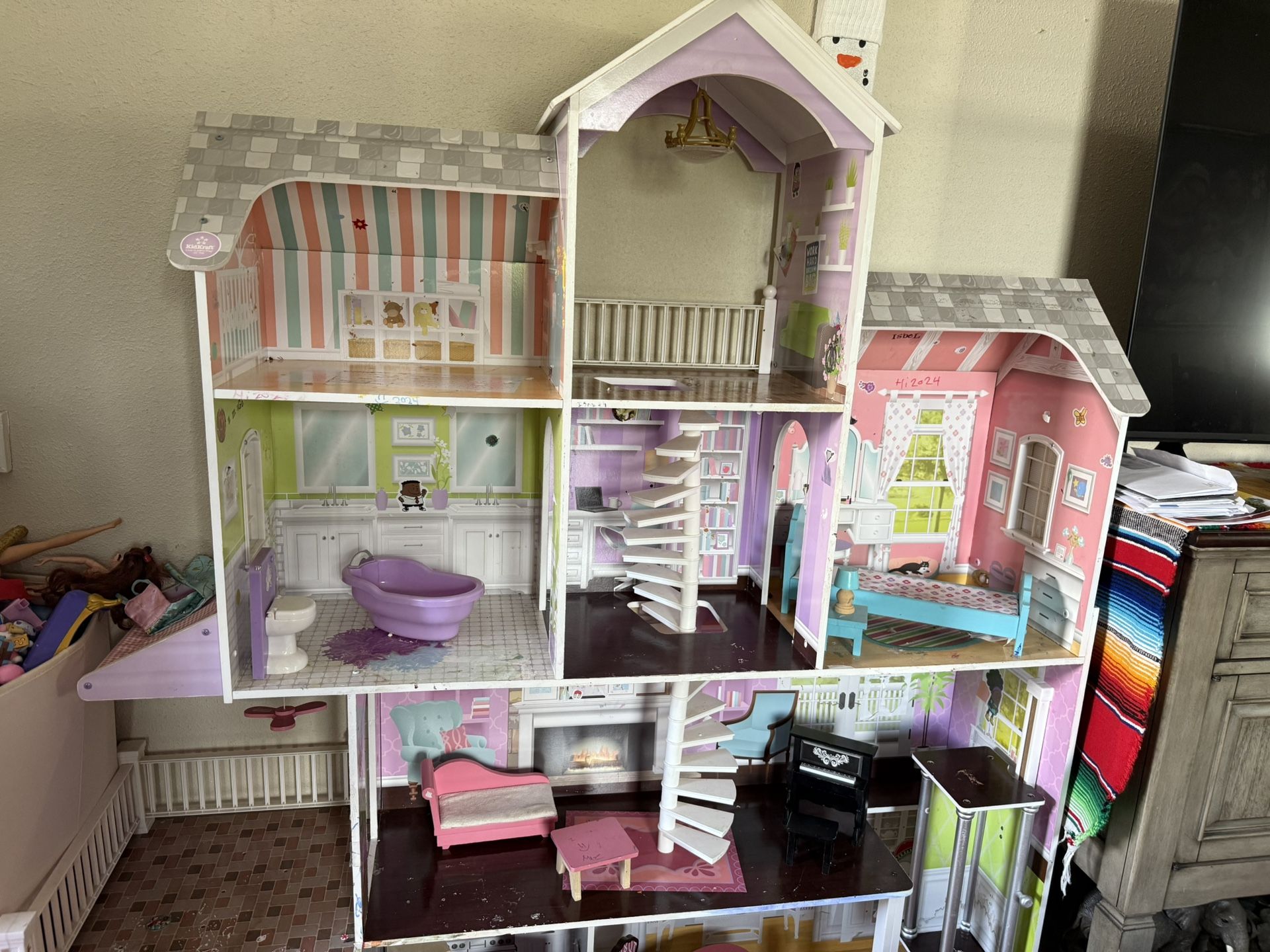 Doll House
