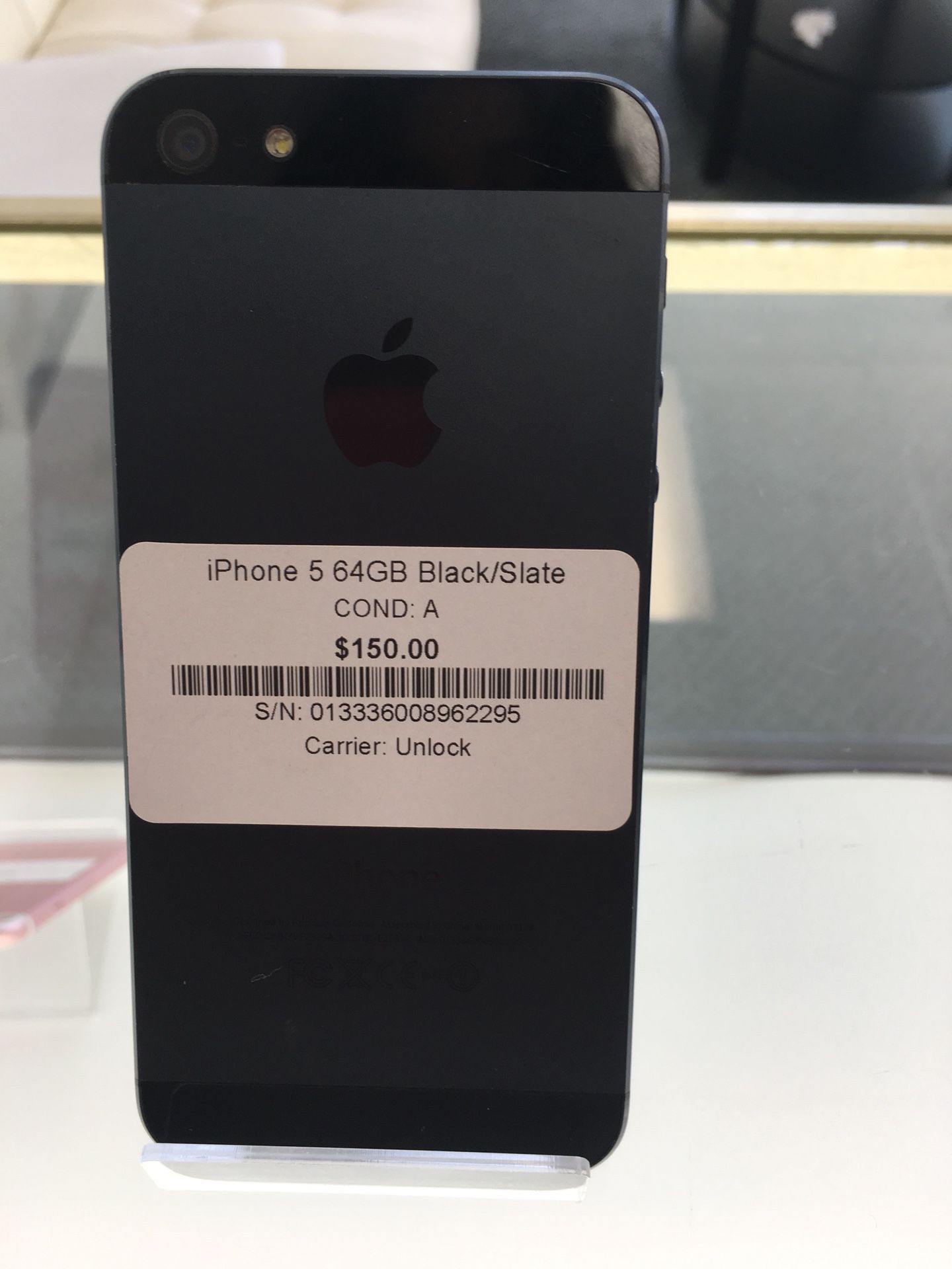 A BLACK/SLATE IPHONE 5 64GB!! for Sale in Las Vegas, NV -