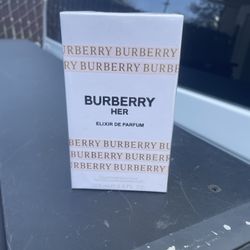 Burberry Her Perfume 