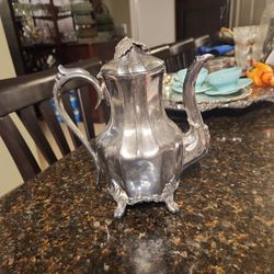 Vintage Silver-plated Tea Pot