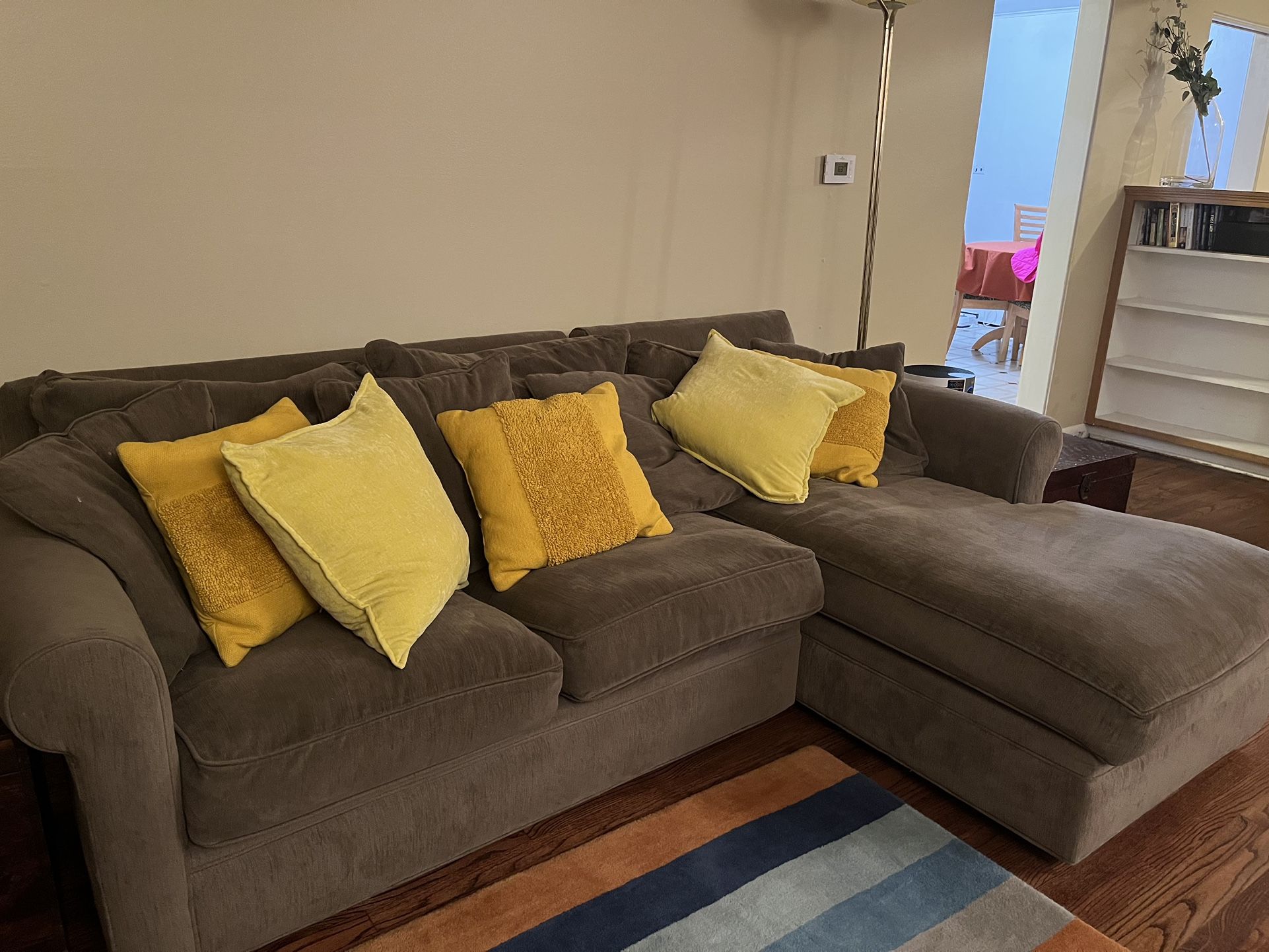 Estate Sale With Furniture 