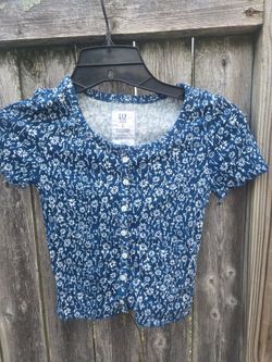 Gap Teen Floral Button-Front Crop Top