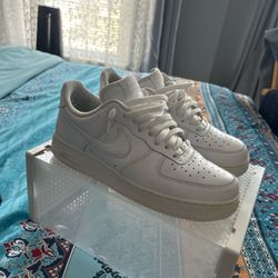 Nike Air Force 1 Low Triple White Sneakers