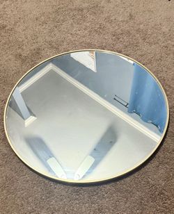 Gold Round Wall Mirror – 24” (2ft)