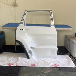 JEEP GRAND CHEROKEE SRT 11-22 OEM REAR RIGHT PASSENGER SIDE BODY DOOR SHELL