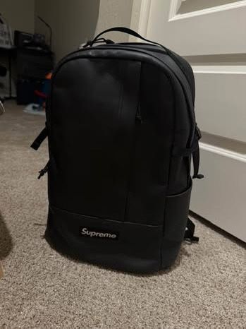 SUPREME Black Leather Bag Pack