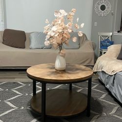Coffee Table With The Vase And Flowers 