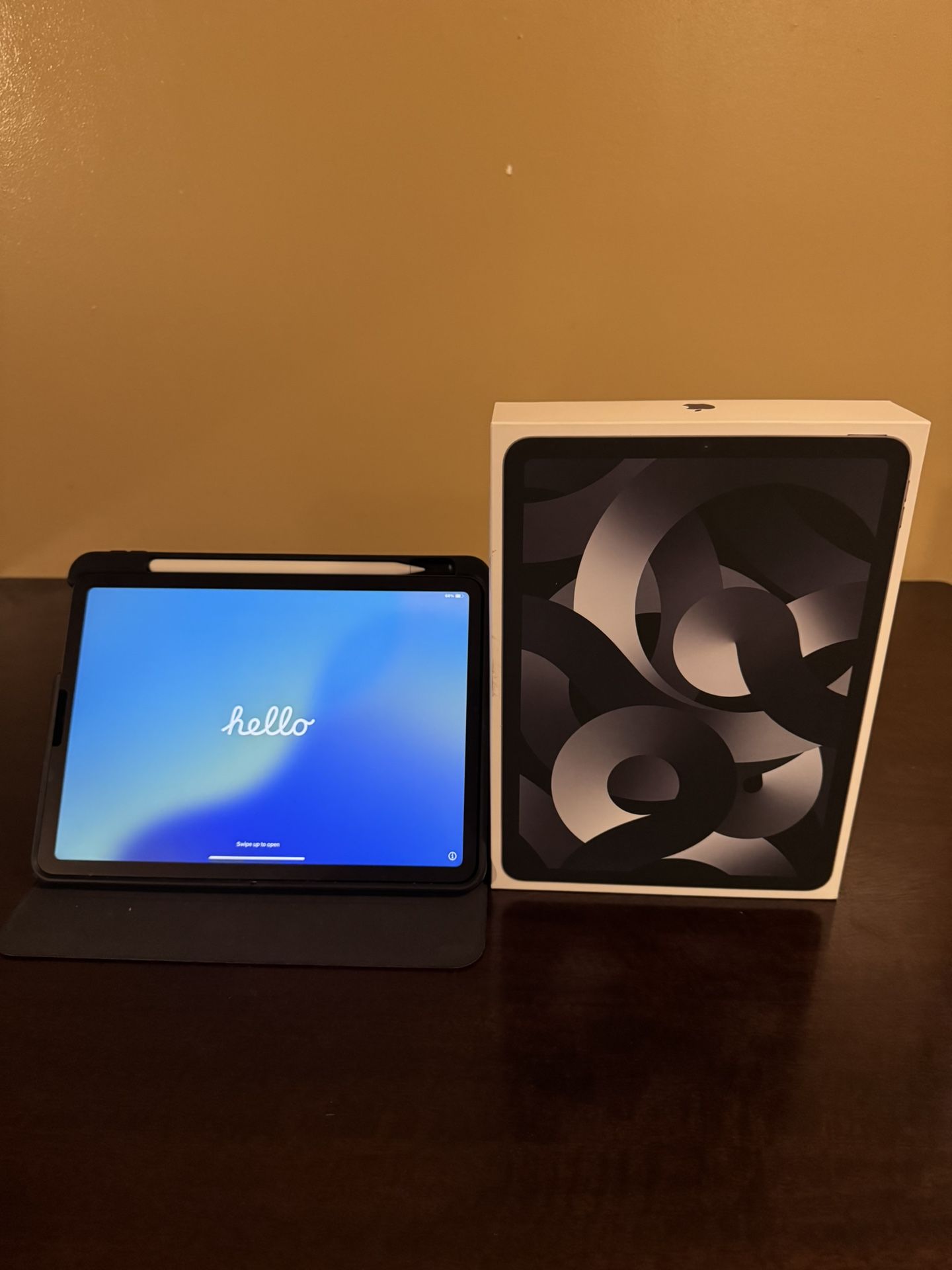iPad Air 5th Gen. 64gb