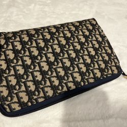 Make up bag