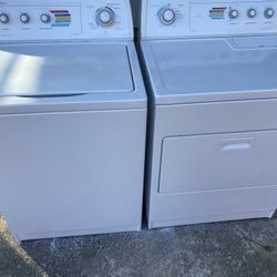 Like New Whirlpool Washer And Dryer Set Free Delivery And Warranty 