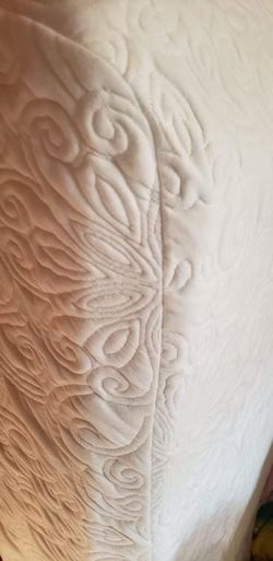 Queen Mattress Momery Foam. Colchón Queen