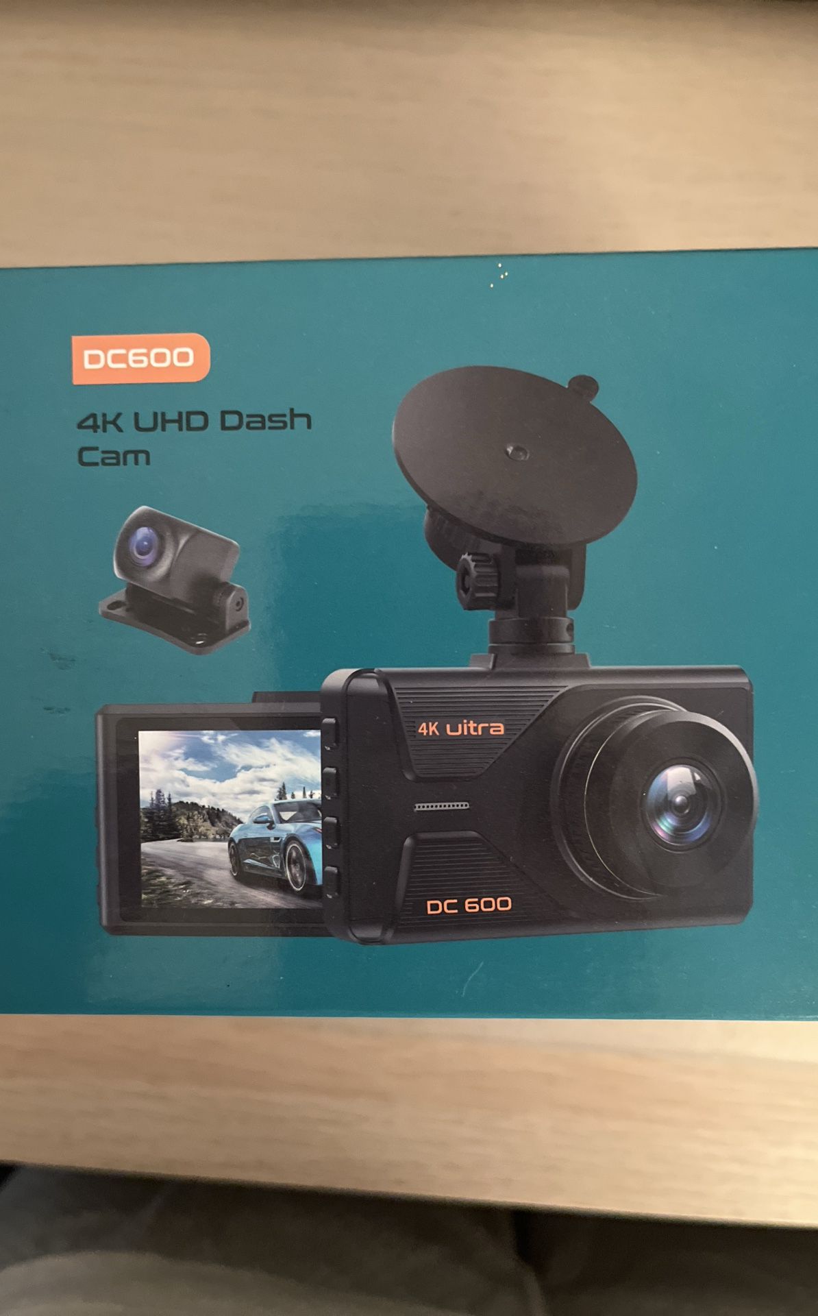 4K UHD Dash cam DC600