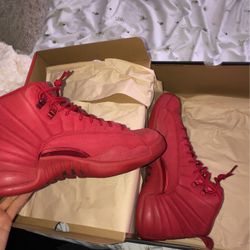 Jordan 12 Gym Red, Size: 9 1/2