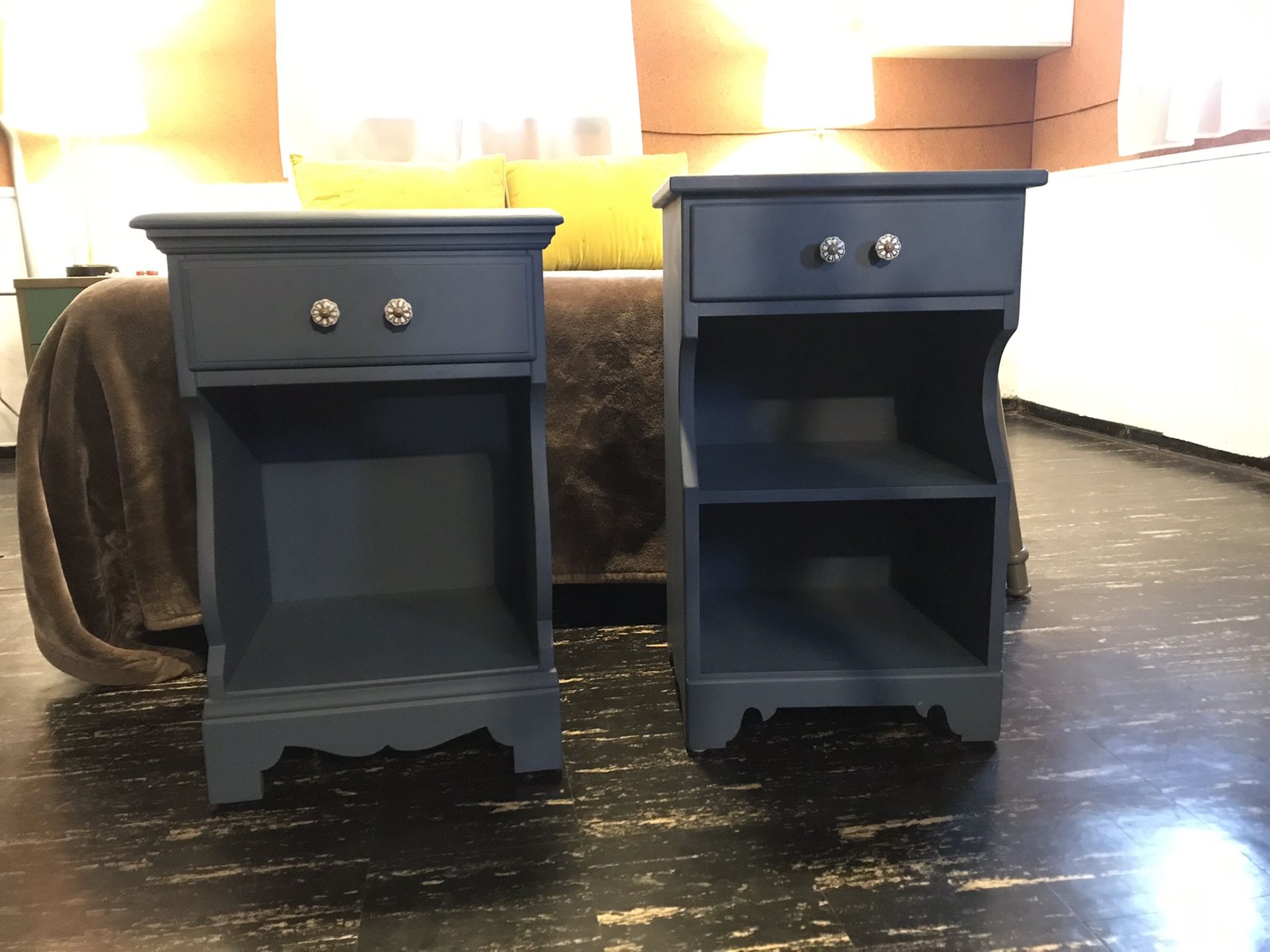 Night Stands/ End Tables
