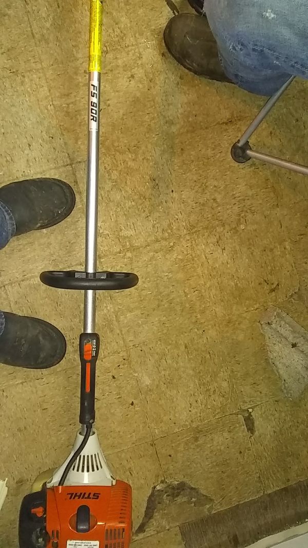 Stihl weedeater FS 90 LIKE NEW CONDITION. for Sale in
