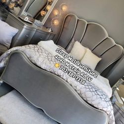 🙋‍♀️ 4pc Queen Bedroom 👉Furniture Sectional, Dining Table Sets Avail 