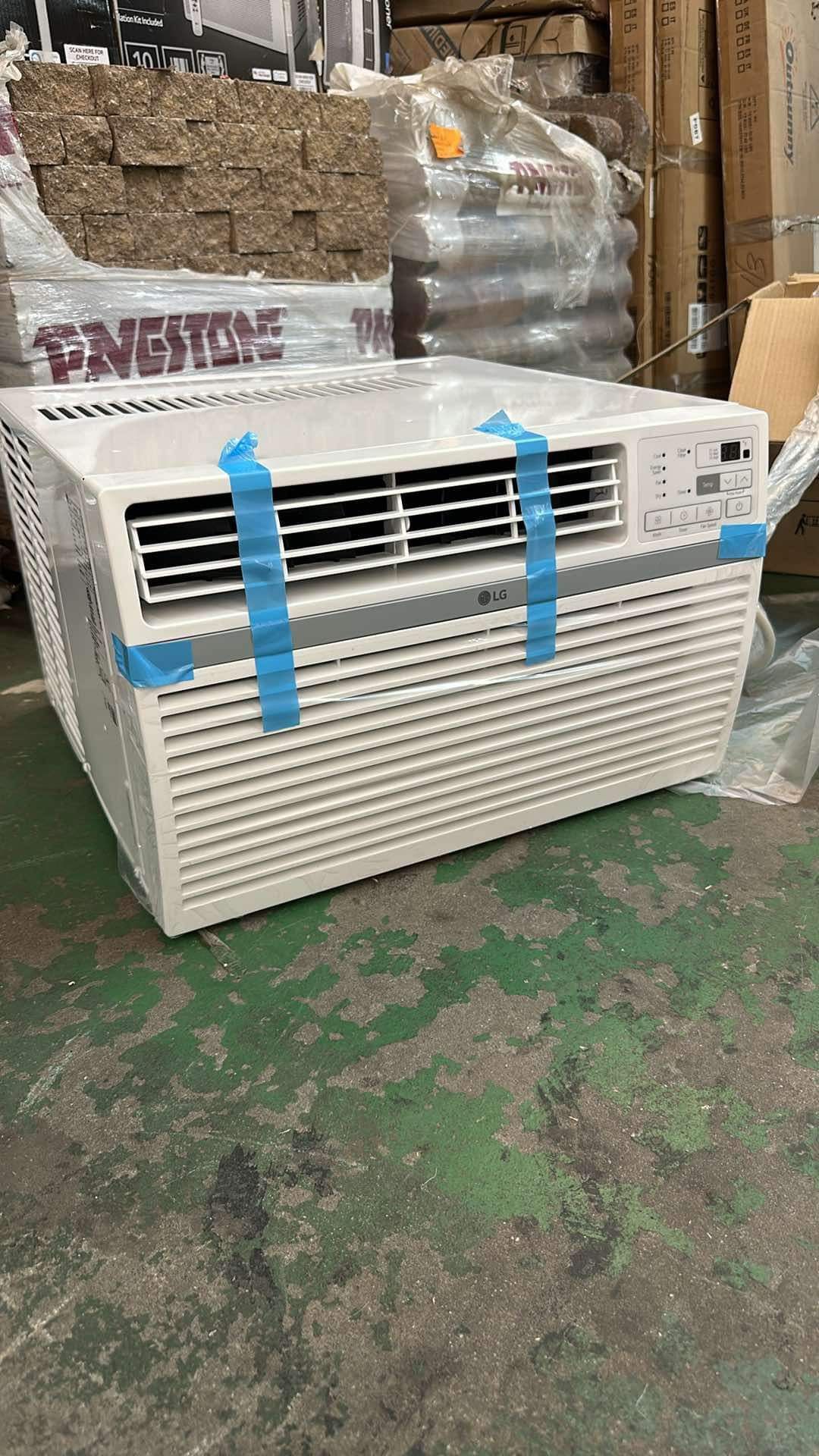 10K BTU LG AIR CONDITIONER