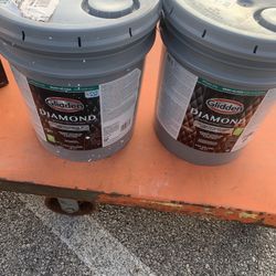 Glidden Diamond 2, 5 Gal. Pure White Semi Gloss Interior Paint And Primer 