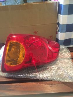 Corolla tail light 09-10