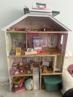 Kid Kraft Doll House