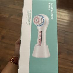 Skin Scrubber Skin Spatula Blackhead Remover Cleaner with 4 Modes Waterproof USB Charger for Facial Deep Cleansing   Brand new  3 pack available  Loca