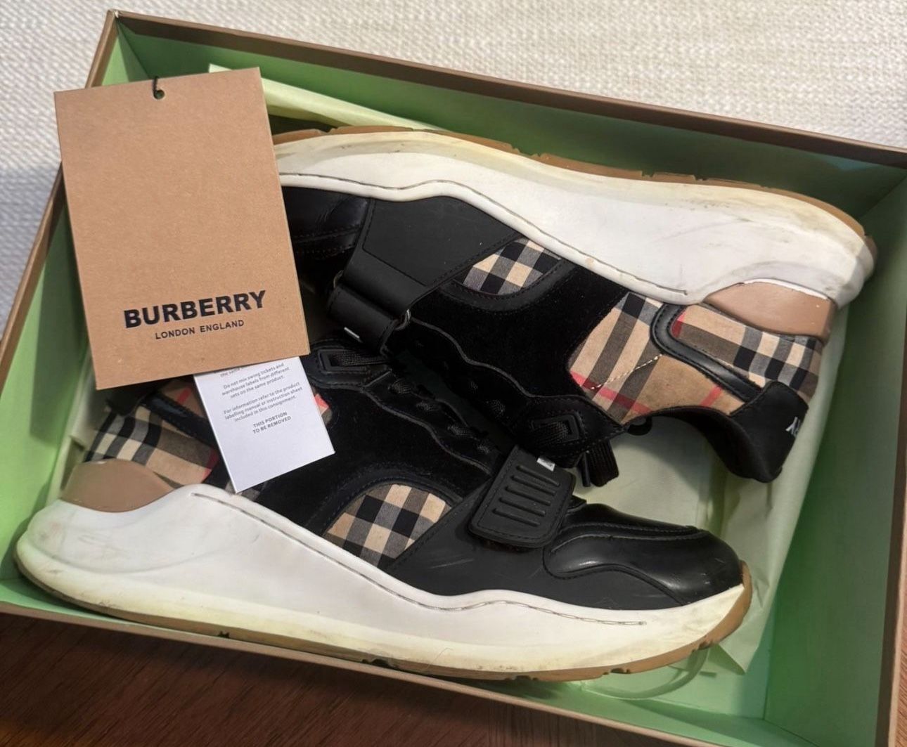 men Burberry Sneaker