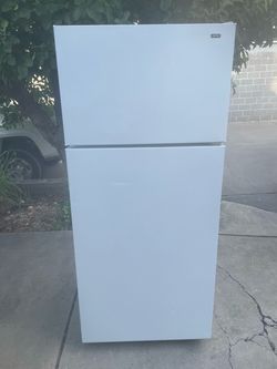 Hotpoint top and bottom refrigerator for $170. Dimensions are 28Wx28Dx64H. Pick up only.