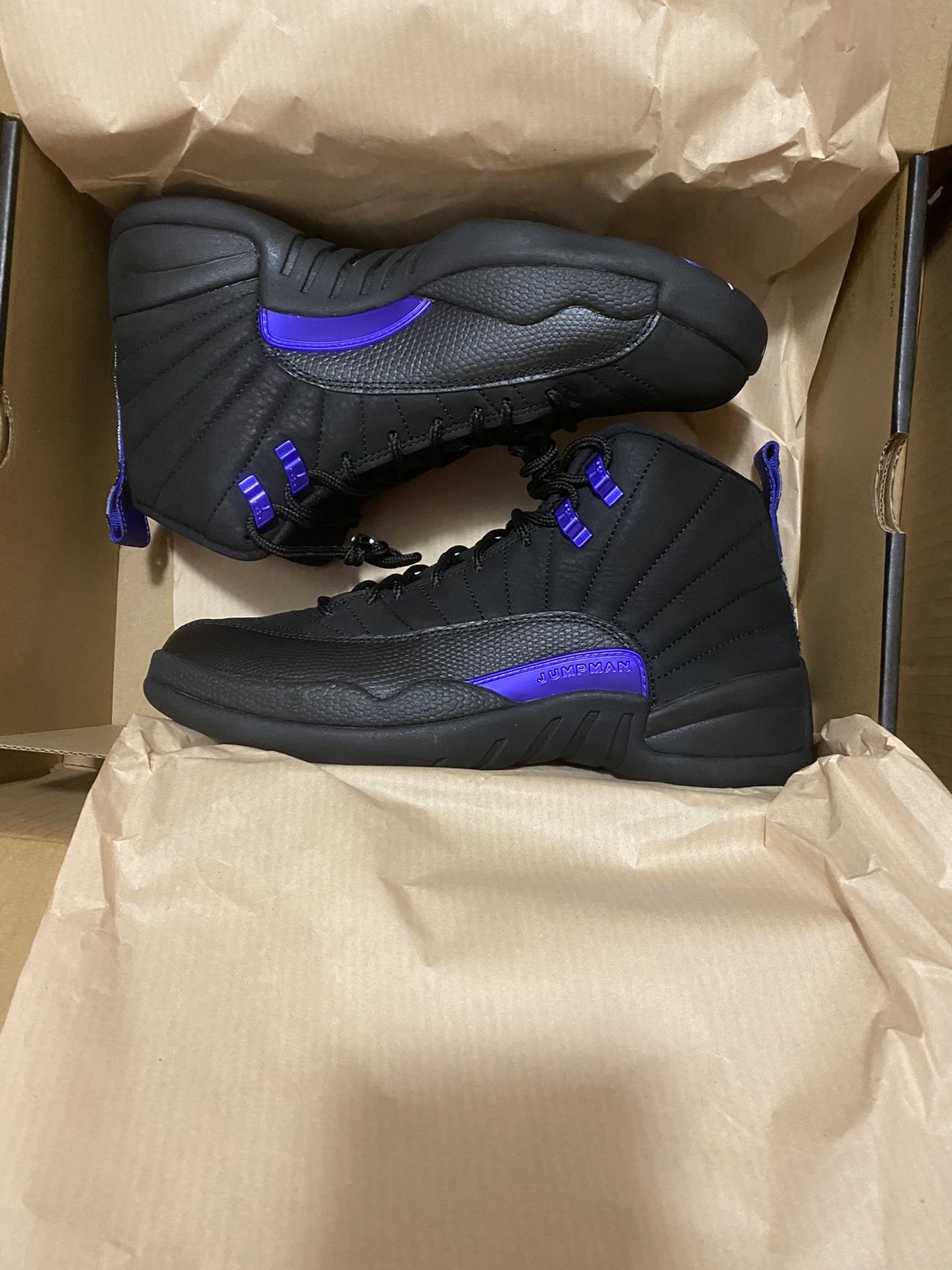 Retro Jordan 12 Black/Concord. Size 8 in men