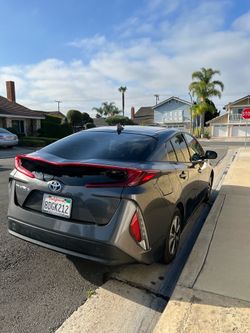 2017 Toyota Prius Plug-In