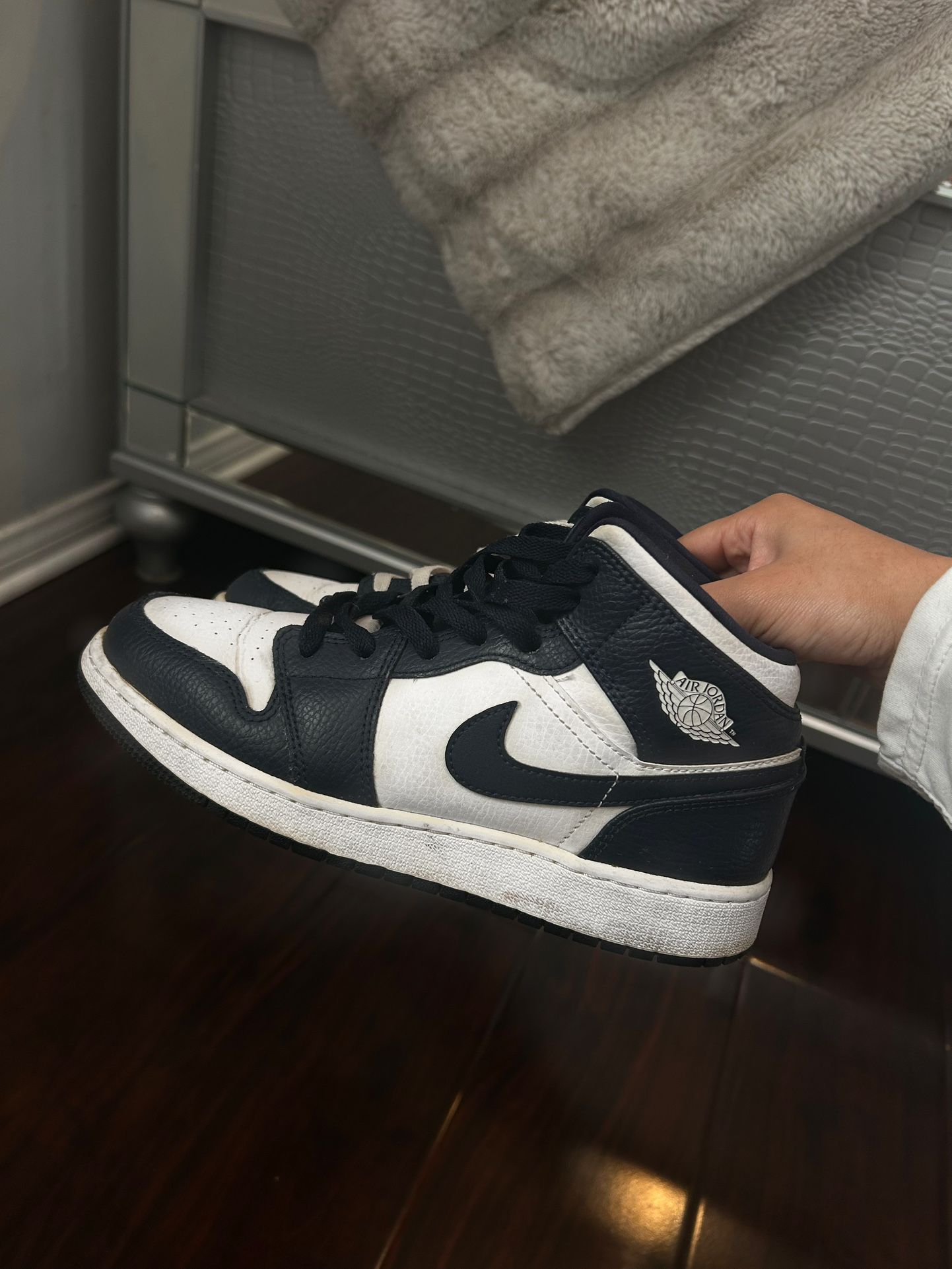 Armory Navy Air Jordan 1 Mid