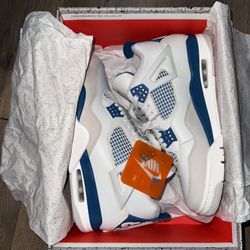 Jordan 4 - Military Blue size 11