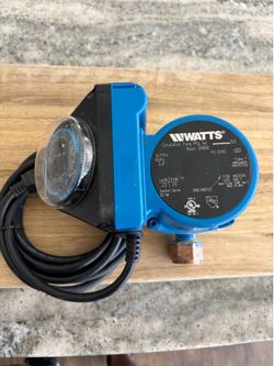 Hot water circulating pump