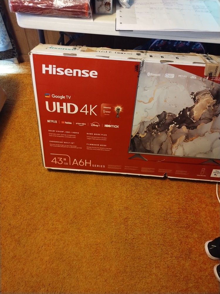 43'Hisense  Google TV 