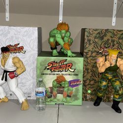 Ron English Popaganda Collectible Street Fighter Figures 