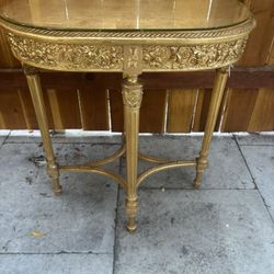 Furniture: Louis XVI Style Giltwood Table